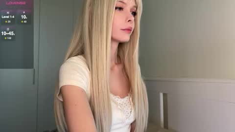 Snapshot of neondemon_ chatting on 14, 3, 2026 maeve online show from 14, 3, 2026