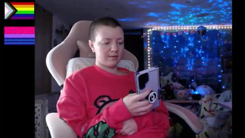 Snapshot of nerdy_squirty chatting on 17, 10, 2025 NerdySquirty online show from 17, 10, 2025