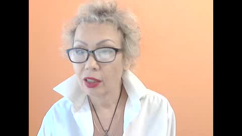 NessyJenixs online show from 12, 10, 2025