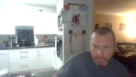 Snapshot of nesuk chatting on 5, 11, 2025 nesuk online show from 5, 11, 2025