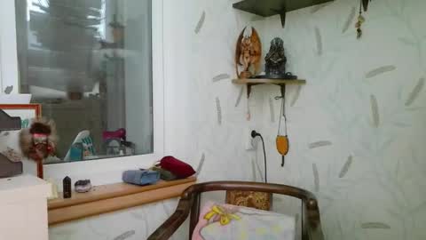 Snapshot of nettie_allie chatting on 1, 12, 2025 Nettie Allie online show from 1, 12, 2025