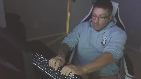 newevo online show from 2, 11, 2025