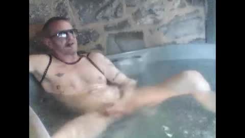 Snapshot of newfun11 chatting on 28, 9, 2025 newfun11 online show from 28, 9, 2025