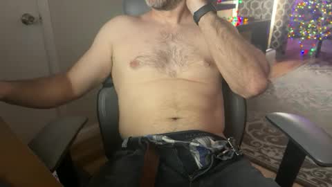 newguy_097 online show from 10, 11, 2025