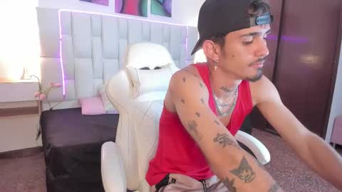 Snapshot of nextboywell1 chatting on 28, 3, 2026 Yeison online show from 28, 3, 2026