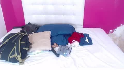 Snapshot of nextdoor_fantasy chatting on 26, 11, 2025 nextdoor_fantasy online show from 26, 11, 2025