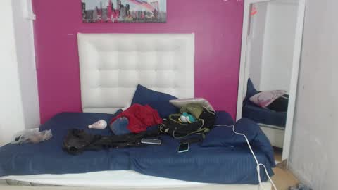 Snapshot of nextdoor_fantasy chatting on 5, 12, 2025 nextdoor_fantasy online show from 5, 12, 2025