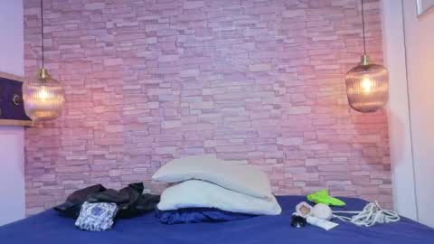 nextdoor_fantasy online show from 16, 4, 2026