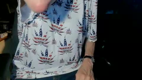 Snapshot of nfgwholoves2cum chatting on 6, 7, 2026 NFG Nice Friendly Guy Dick online show from 6, 7, 2026