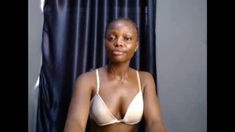 Niababy5 online show from 5, 3, 2026