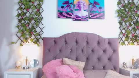 niabussethxxx online show from 22, 2, 2025