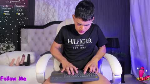 Snapshot of niall_falcon chatting on 1, 2, 2025 Niall online show from 1, 2, 2025