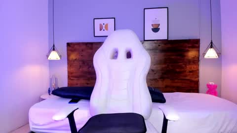 Snapshot of niall_falcon chatting on 10, 2, 2025 Niall online show from 10, 2, 2025