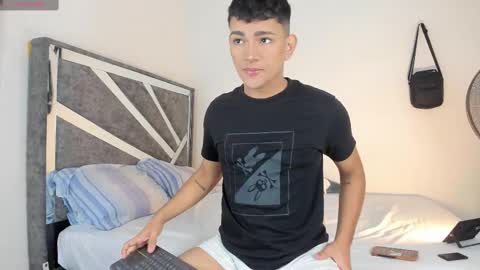 Snapshot of niall_falcon chatting on 30, 9, 2025 Niall online show from 30, 9, 2025