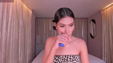 Call me Nia  online show from 4, 3, 2025