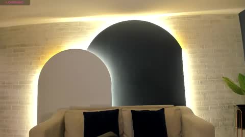 Call me Nia  online show from 20, 9, 2025