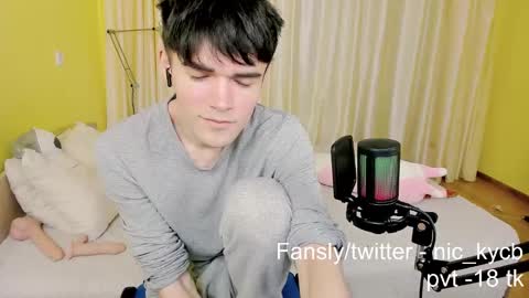 Nick PVT is open FanslyTwitter - Nic kycb online show from 18, 12, 2024