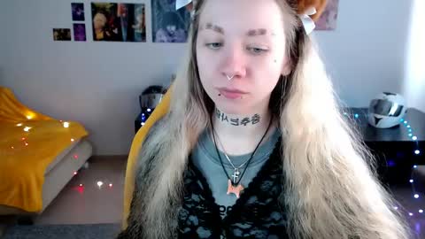 nica_kawaii online show from 14, 4, 2026