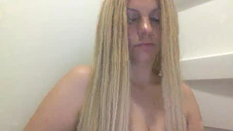 Snapshot of nicecolddrink2 chatting on 24, 2, 2026 Amber online show from 24, 2, 2026