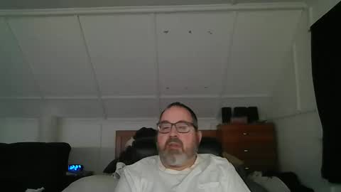 Snapshot of niceguy7208 chatting on 17, 3, 2026 niceguy7208 online show from 17, 3, 2026