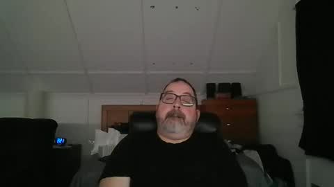 Snapshot of niceguy7208 chatting on 6, 4, 2026 niceguy7208 online show from 6, 4, 2026