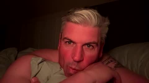 Snapshot of nick578320 chatting on 10, 9, 2025 nick578320 online show from 10, 9, 2025