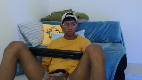 Snapshot of nick_collins20 chatting on 31, 10, 2025 Nick online show from 31, 10, 2025