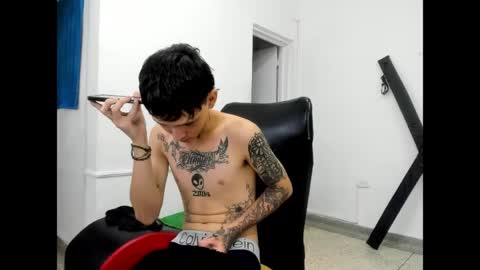 Snapshot of nick_straightboy chatting on 26, 4, 2026 Nick online show from 26, 4, 2026