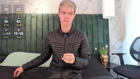 Nick  online show from 17, 11, 2025