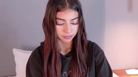 nicky_belmonth online show from 10, 2, 2025