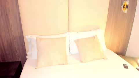 Nicky  online show from 2, 4, 2026