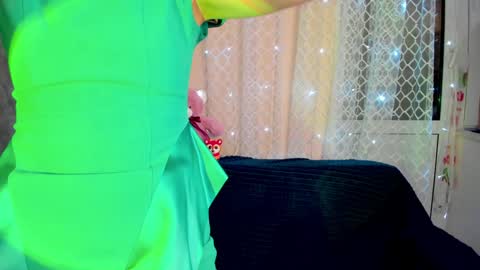 Nicky Weekends online show from 31, 12, 2024