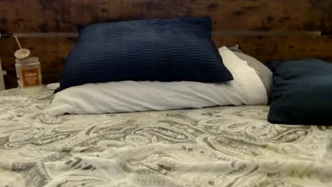 Nicky online show from 5, 12, 2024