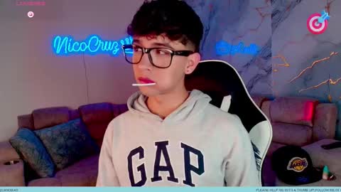 nico online show from 25, 2, 2026