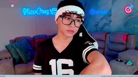 nico online show from 27, 2, 2026