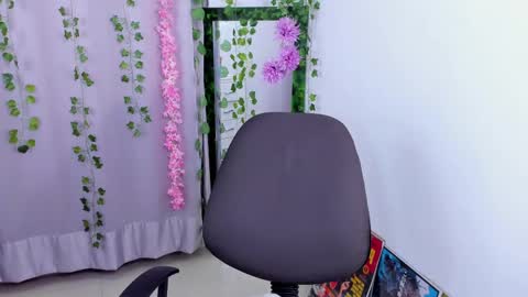 Nico online show from 20, 2, 2025