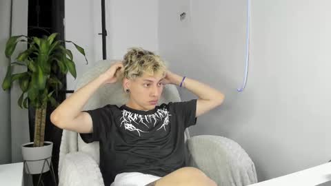 Nico  online show from 24, 9, 2025