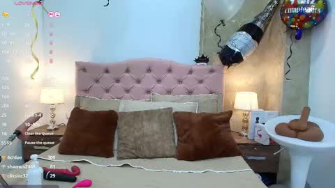 Nicol Alvarez online show from 27, 2, 2025