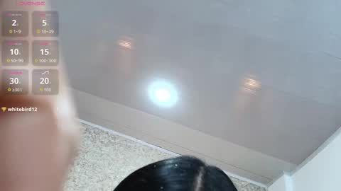 Nicol Alvarez online show from 30, 10, 2025