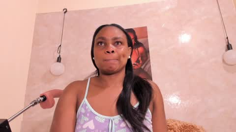 Nicol Villa online show from 17, 1, 2025