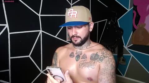 nicolas online show from 1, 12, 2025