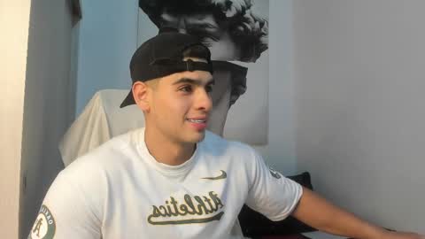 Snapshot of nicolasmuscle chatting on 1, 3, 2025 Andres online show from 1, 3, 2025
