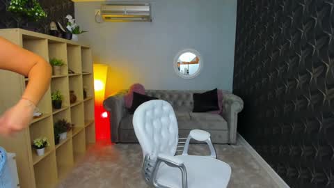 Snapshot of nicole___19 chatting on 8, 1, 2025 Nico online show from 8, 1, 2025