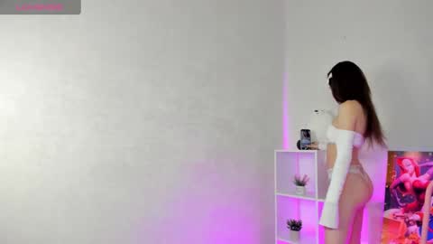 GMT7TueWedThSu 0300am-0900am. Sa 1000am-0400pm online show from 11, 12, 2024