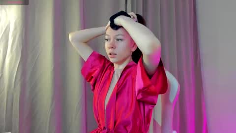 GMT7TueWedThSu 0300am-0900am. Sa 1000am-0400pm online show from 25, 2, 2025