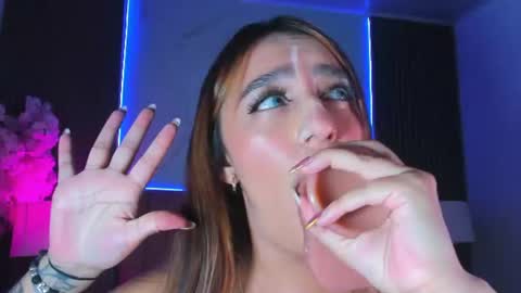 Nicole online show from 13, 6, 2026
