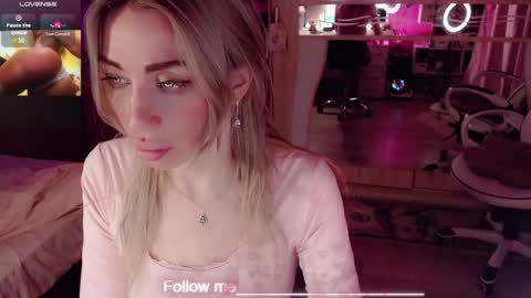 Nicole online show from 29, 3, 2026