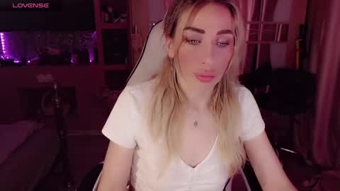 Nicole online show from 10, 6, 2026