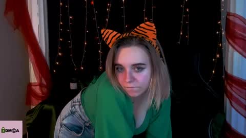 Nicole online show from 15, 12, 2024