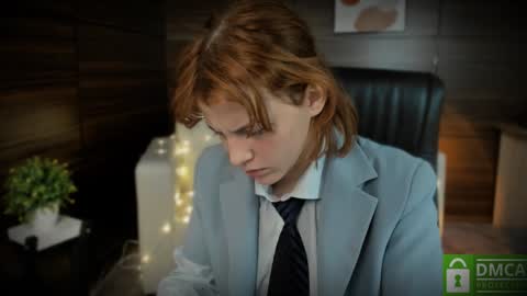 Nicole online show from 25, 12, 2024